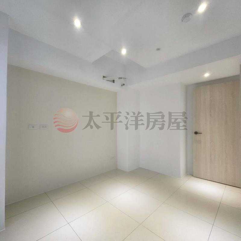 B008-百萬時尚裝潢3房次頂樓 台北居易,新北市新莊區昌平街