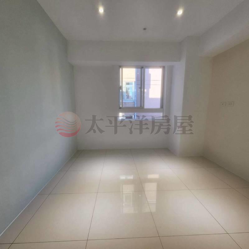 B008-百萬時尚裝潢3房次頂樓 台北居易,新北市新莊區昌平街