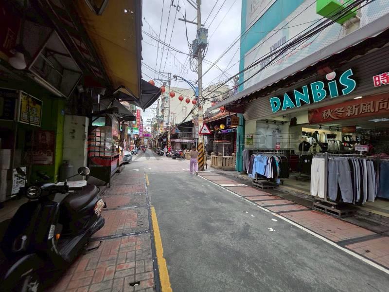 C028-最夯百年夜市金店面,新北市新莊區新莊路