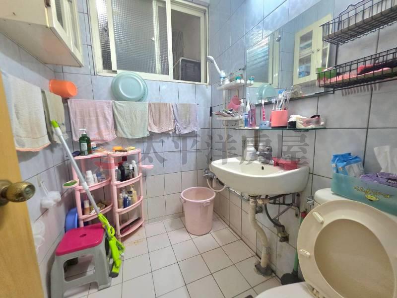 A045-捷運新莊站三樓,新北市新莊區中正路