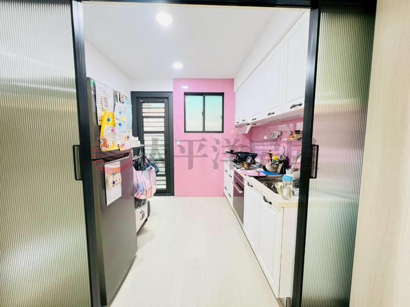 B020-低公設稀有美四房華夏,新北市新莊區瓊泰路