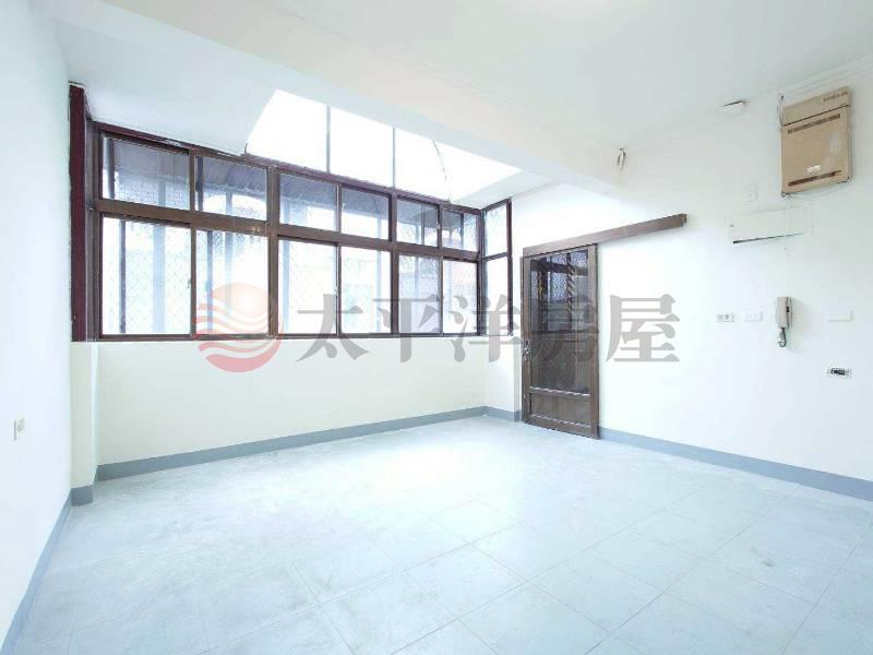 A022-昌明稀有邊間學區公園樓中樓,新北市新莊區昌明街