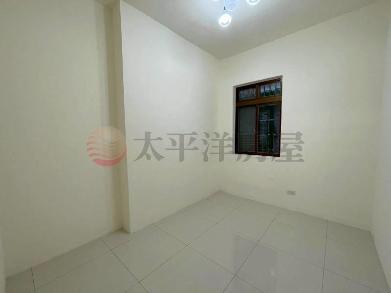 E028-仁愛邊間亮亮三房全新裝潢二樓,新北市三重區仁愛街