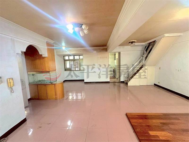 A019-棒球場運動中心大空間頂佳,新北市新莊區中和街