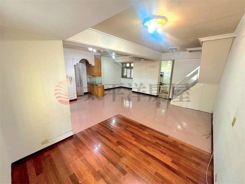 A019-棒球場運動中心大空間頂佳,新北市新莊區中和街