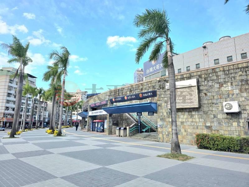 A019-棒球場運動中心大空間頂佳,新北市新莊區中和街