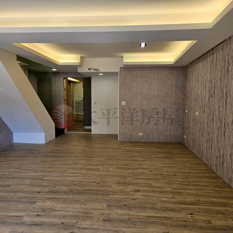 E069-門口方便停車 面公園免整理透天厝,新北市泰山區