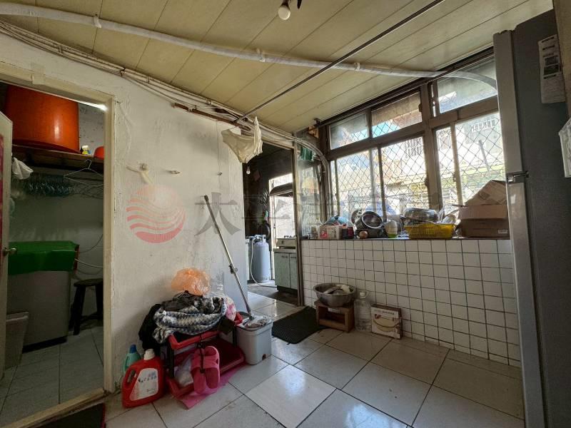 A052-中港一街 露臺戶,新北市新莊區中港一街