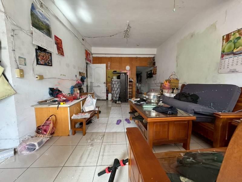 A052-中港一街 露臺戶,新北市新莊區中港一街