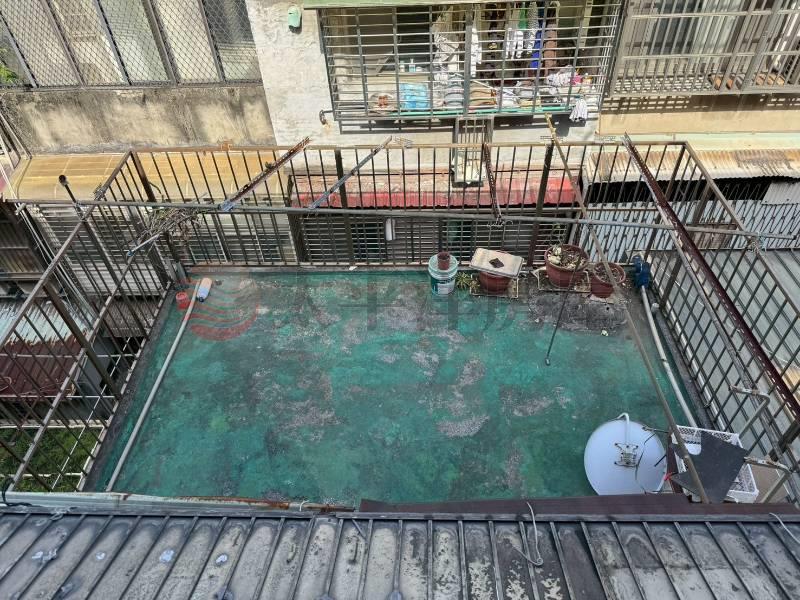 A052-中港一街 露臺戶,新北市新莊區中港一街