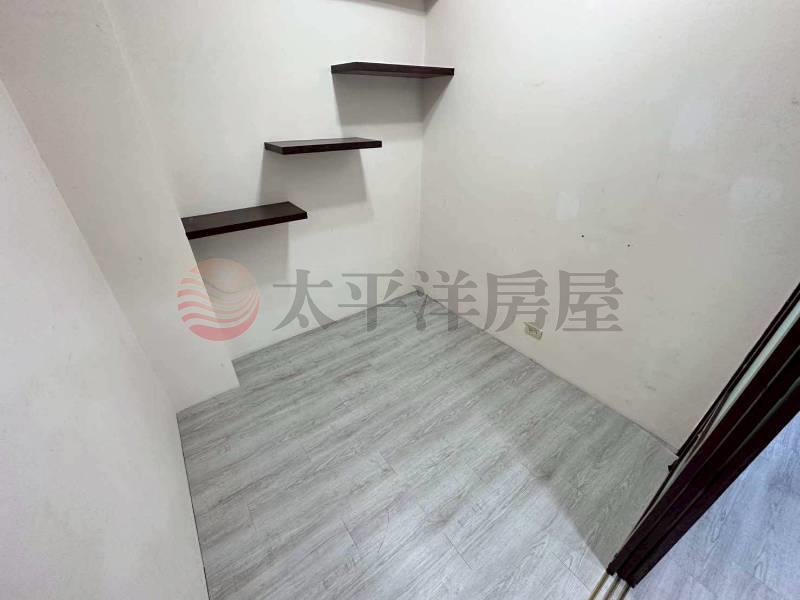 B033-星光閃閃電梯3房車,新北市新莊區新北大道七段