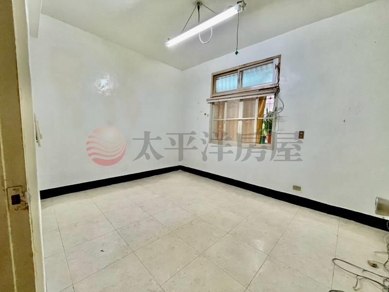 A040-低樓層 方正三房,新北市新莊區忠孝街