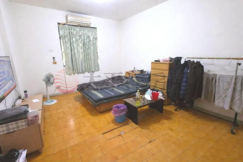 E149-明志國小邊間 前後陽台 三房,新北市泰山區明志路二段