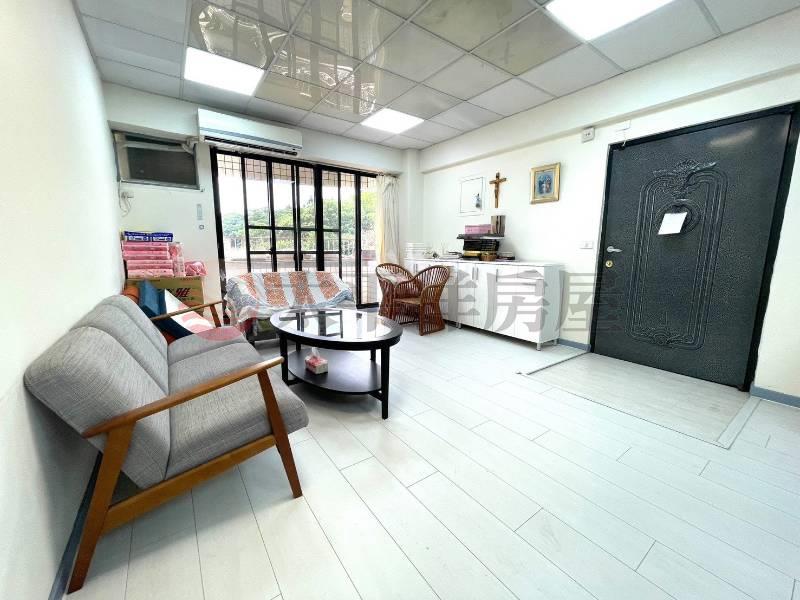 E012-碧瑤山莊三房+車位,新北市泰山區辭修路