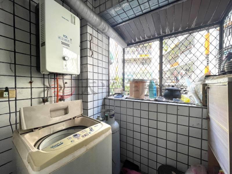 E012-碧瑤山莊三房+車位,新北市泰山區辭修路