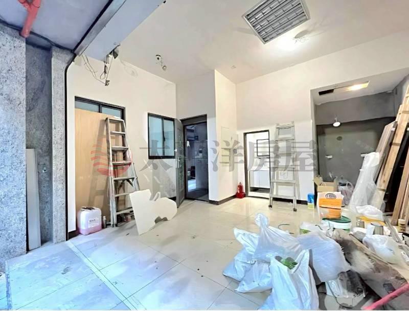 E038-全新挑高一樓 建商餘屋,新北市三重區仁愛街