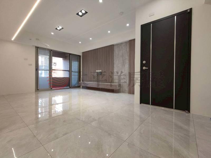 E092-板橋環遊世界精美四房+車位,新北市板橋區中正路