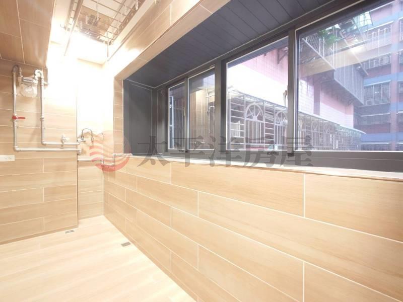 E138-台北747電梯3房,新北市三重區新北大道一段