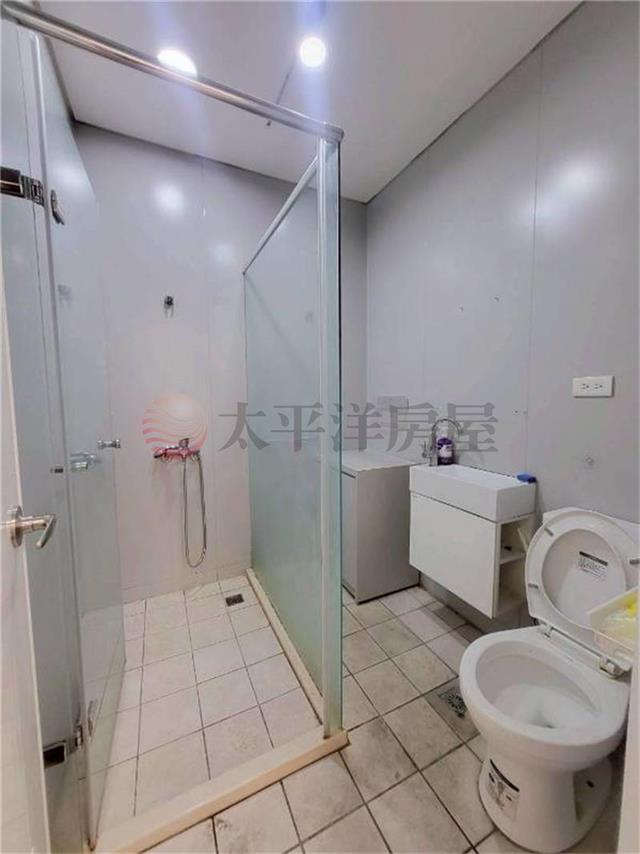 C010-民安西路商圈 黃金一樓新年旺鋪,新北市新莊區民安西路