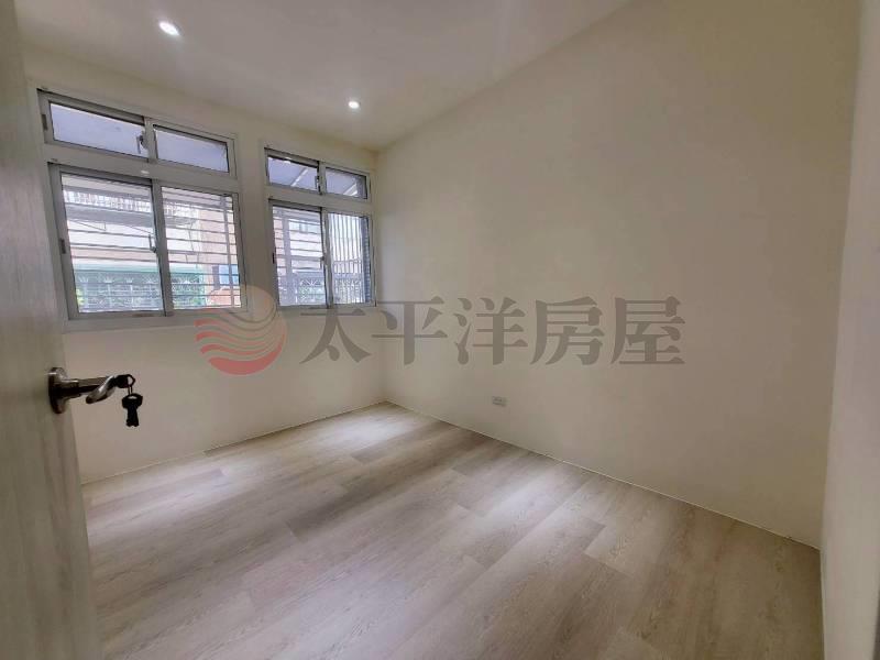 E093-海山捷運550公尺 邊間美3房,新北市土城區明德路二段