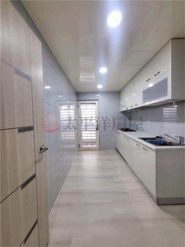 E118-儒林世家三房車,新北市泰山區明志路一段