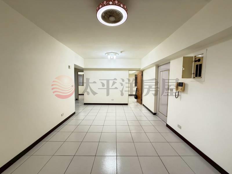 B031-學區低公設美三房車,新北市新莊區民安路