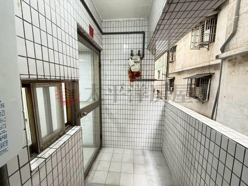 B031-學區低公設美三房車,新北市新莊區民安路