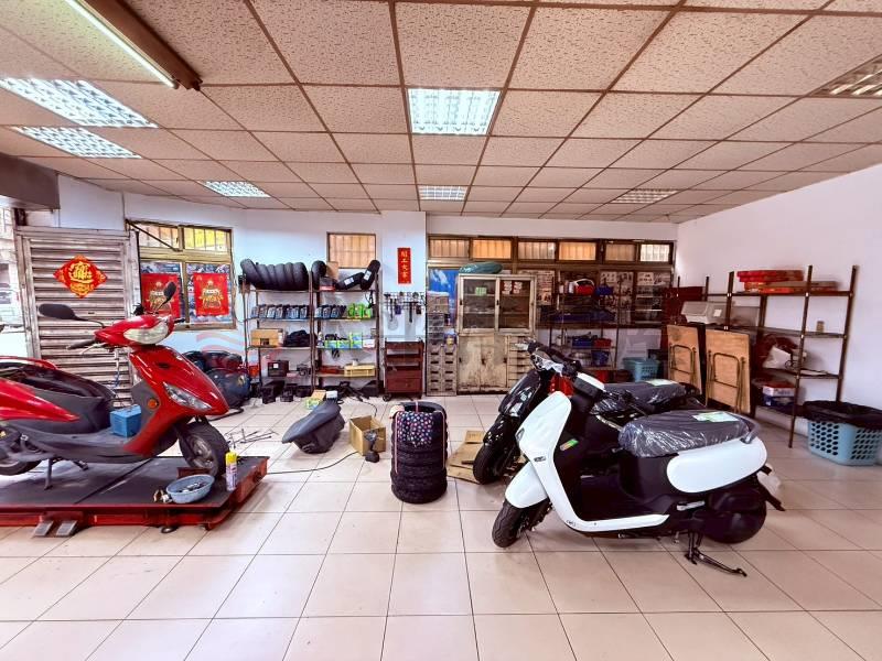 C015-三角窗醒目金店,新北市新莊區景德路