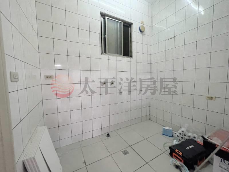 C011-中誠稀有黃金店面,新北市新莊區中誠街