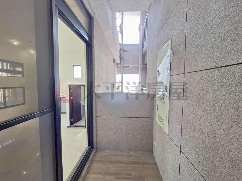 B029-芳草地高樓景觀宅＋坡平車,新北市新莊區新泰路