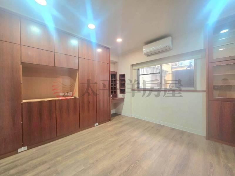 B014-忠誠星鑽三期4房車,新北市新莊區中榮街