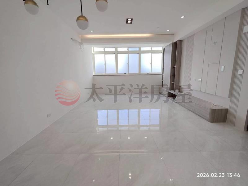 E039-景觀樓中樓 採光質感5房,新北市板橋區中正路