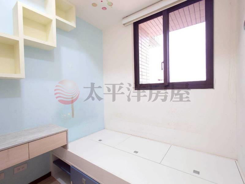 B005-運動時代三房車位,新北市新莊區中港路