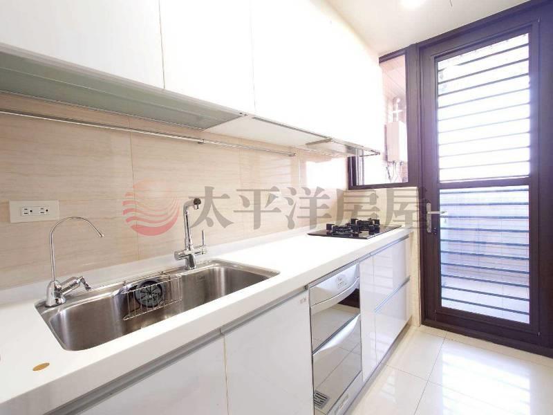 B005-運動時代三房車位,新北市新莊區中港路