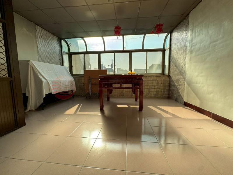 E147-鶯歌大空間2+3樓,新北市鶯歌區中正一路