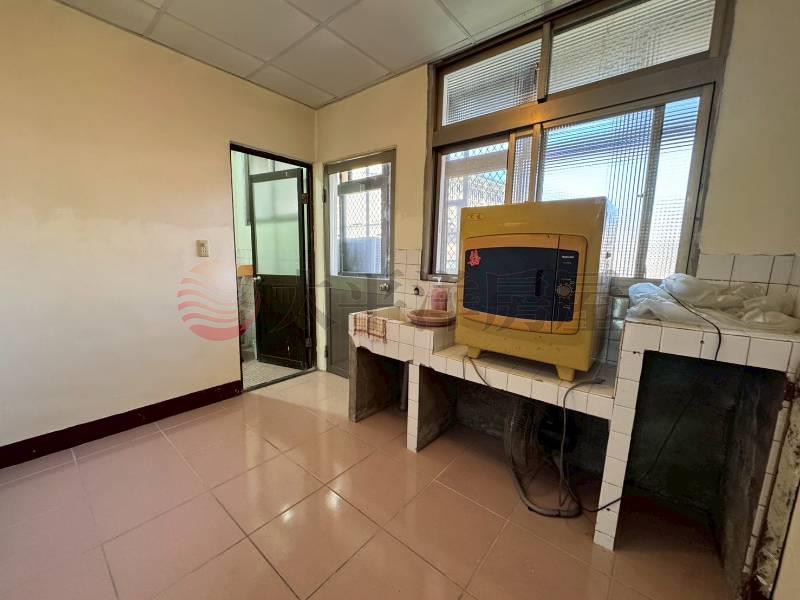 E147-鶯歌大空間2+3樓,新北市鶯歌區中正一路