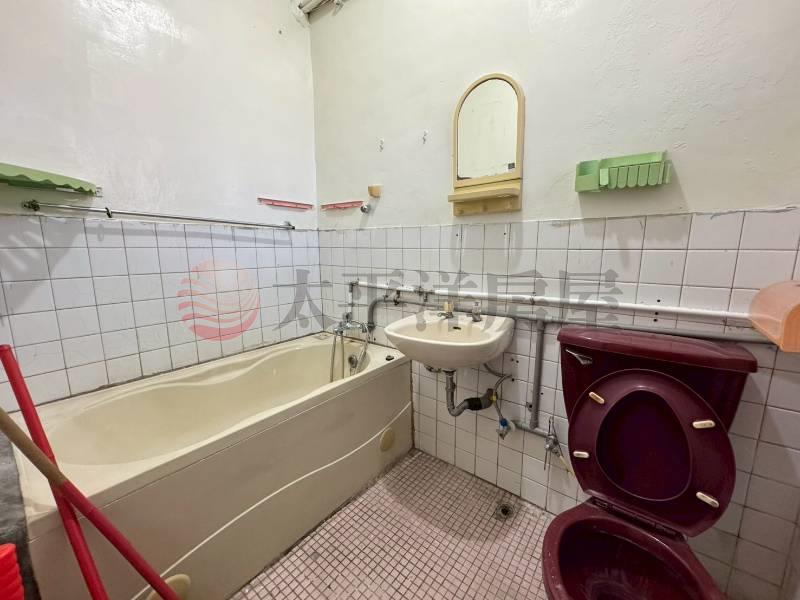 E147-鶯歌大空間2+3樓,新北市鶯歌區中正一路