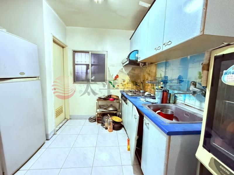 A044-低總價雅寓三樓,新北市新莊區中港一街