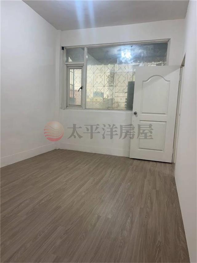 A05萬坪公園頂加,新北市新莊區中港路