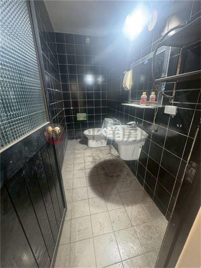 A05萬坪公園頂加,新北市新莊區中港路