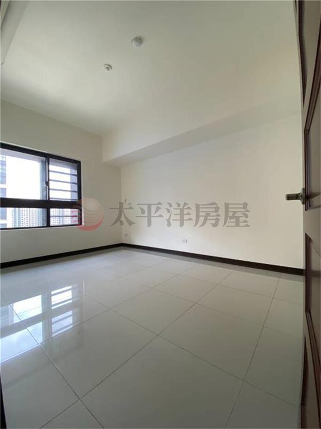 B62漢寶幸福綻景觀三房車,新北市新莊區幸福東路