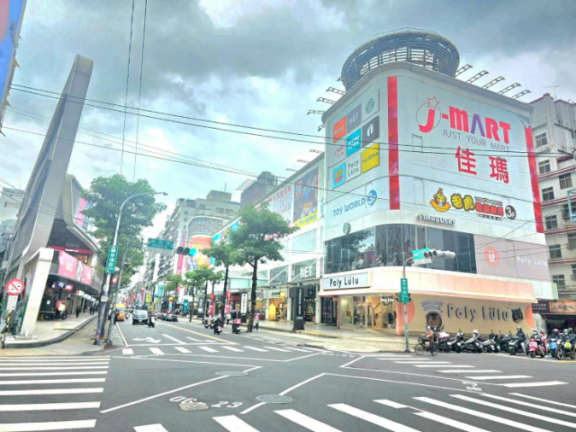 C016-幸福路顯眼金店面,新北市新莊區幸福路