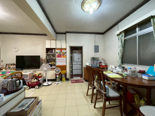 A033-邊間採光國泰格局4房,新北市新莊區建中街