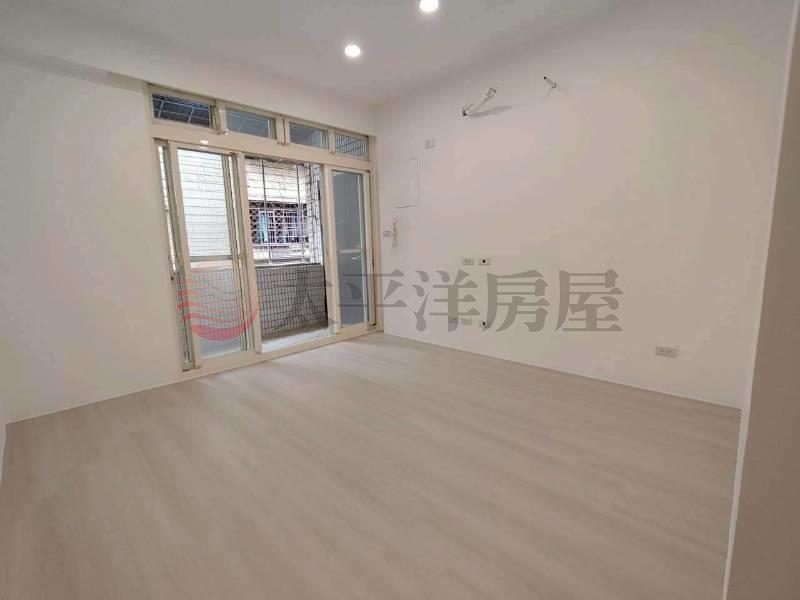 A083-中泰商圈美三樓,新北市新莊區中泰街