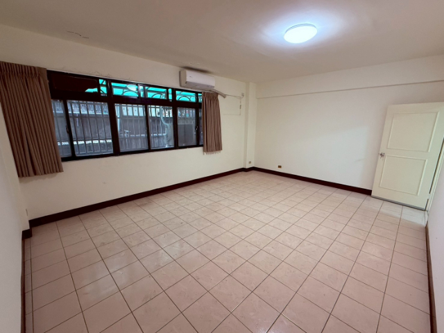 A026-中港大空間二樓,新北市新莊區中港路