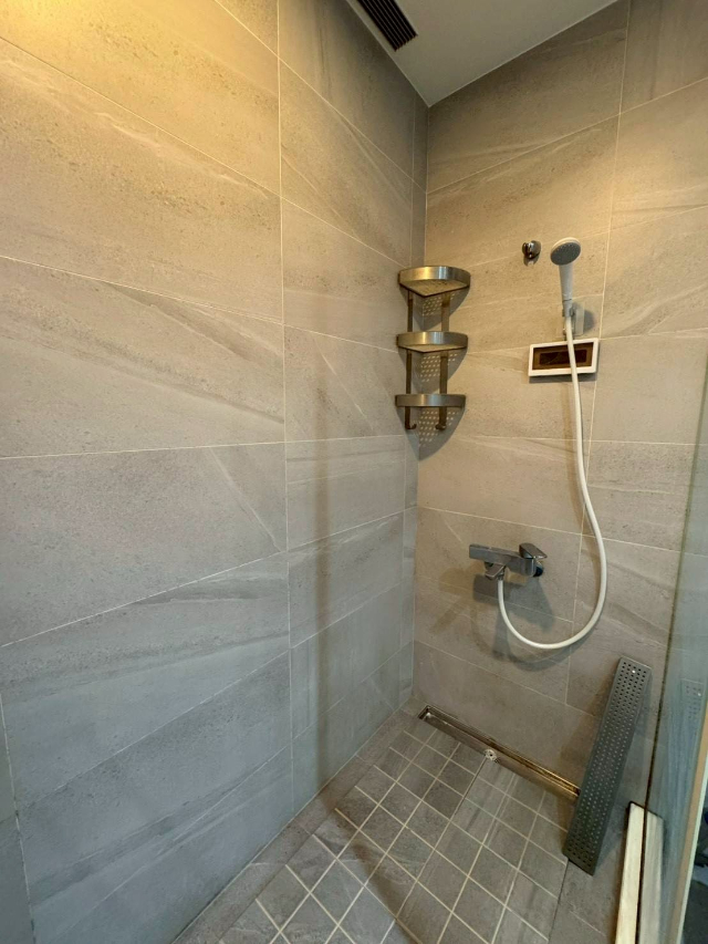 B003-愛丁堡稀有三室平面車位,新北市新莊區新崑路