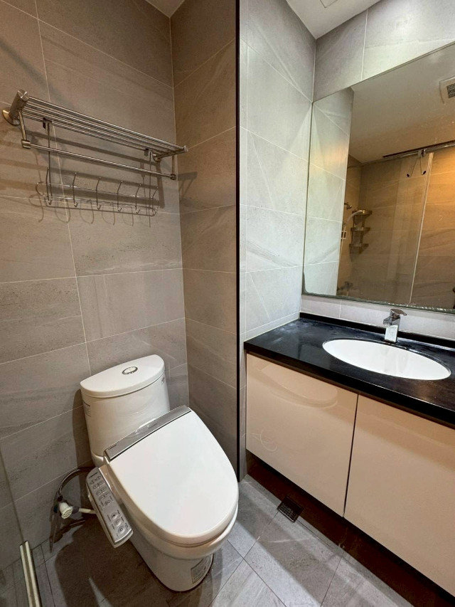 B003-愛丁堡稀有三室平面車位,新北市新莊區新崑路