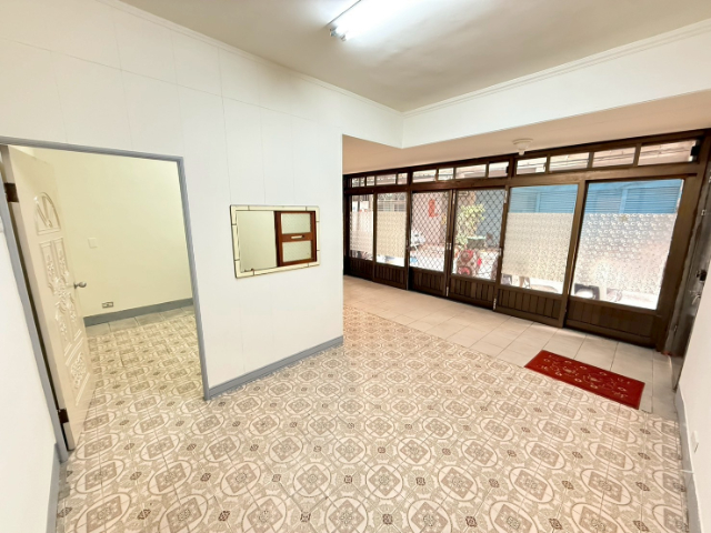 A018-低總價黃金一樓,新北市新莊區民本街