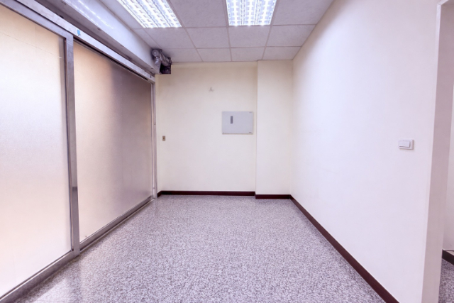 C019-低總價金莊店辦一樓,新北市新莊區新樹路