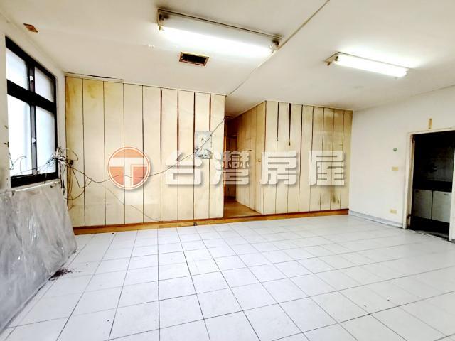 A09忠孝捷運邊間美寓,新北市新莊區忠孝街